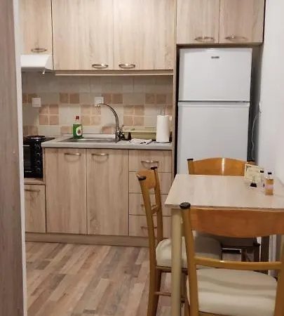 아파트 Meteora Mandras House 칼람파카