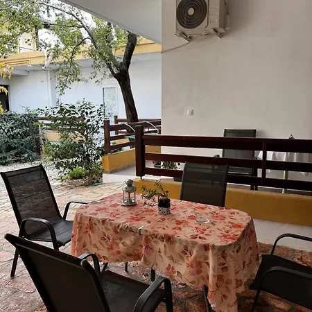Apartament Meteora Mandras House
